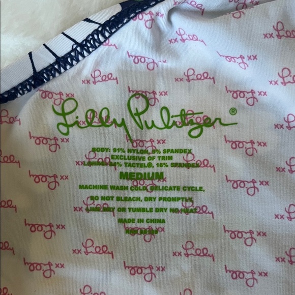 Lilly Pulitzer One-Piece Wrap Swimsuit Daisy and Ladybug - Picture 8 of 8